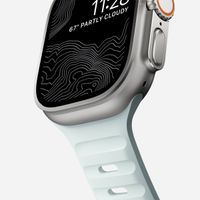 Nomad Sport Band FKM für die Apple Watch Series 1 bis 10 / SE / Ultra (2) (44/45/46/49 mm) - Icy Blue Glow