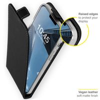 Accezz Flip Case Apple iPhone 13 Pro - Schwarz