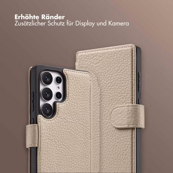 Selencia Riva Bookcase mit MagSafe und Handgelenkband Samsung Galaxy S25 Ultra - Beige