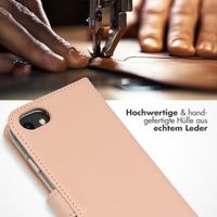 Selencia Echtleder Klapphülle iPhone SE (2022 / 2020) / 8 / 7 / 6(s) - Dusty Pink