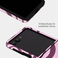 Selencia Vivid Rückabdeckung mit MagSafe Samsung Galaxy Z Flip 8 - Wavy Swirl Pink Plum