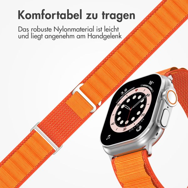 Accezz Nylon Alpine Armband für Apple Watch | 44/45/46/49 mm - Orange