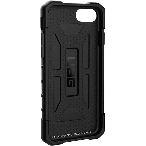 UAG Pathfinder Case Schwarz iPhone SE (2022 / 2020) / 8 / 7 / 6(s)