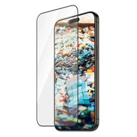 PanzerGlass Ultra-Wide Fit Antibakterieller Displayschutz für das iPhone 15 Pro Max