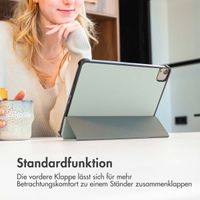 imoshion Trifold Klapphülle Apple iPad 9 (2021) 10.2 Zoll / iPad 8 (2020) 10.2 Zoll / iPad 7 (2019) 10.2 Zoll - Hellgrün