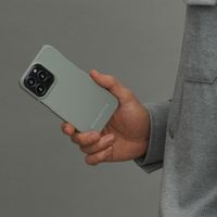 iDeal of Sweden Seamless Case Back Cover für das Apple iPhone 13 Mini - Ash Grey