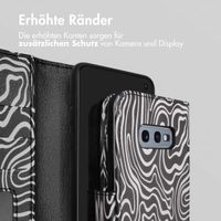imoshion Design Klapphülle Samsung Galaxy S10e - Black And White