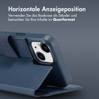 Accezz 2-in-1 Klapphülle aus Leder mit MagSafe für das iPhone 14 - Nightfall Blue