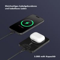 Selencia Vivid Powerbank 5.000 mAh - MagSafe und Qi2 - Schwarz / Chic Marble Black