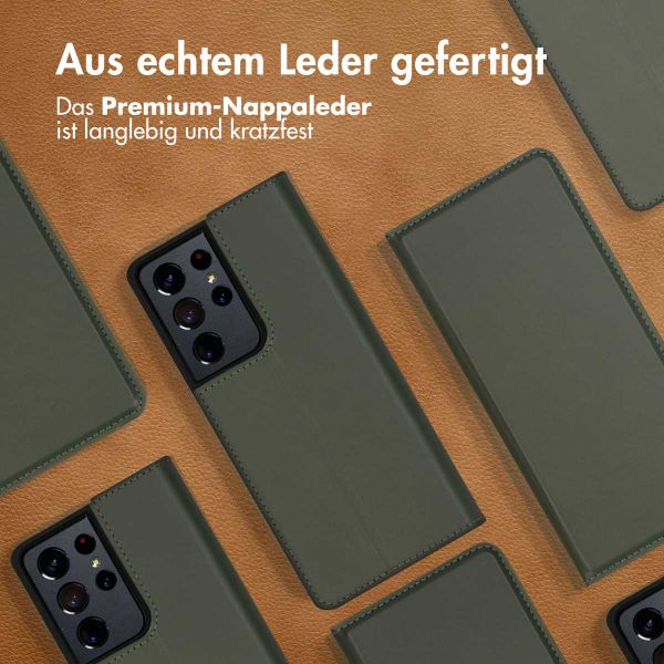 Accezz Premium Leather Slim Klapphülle für das Samsung Galaxy S21 Ultra - Grün