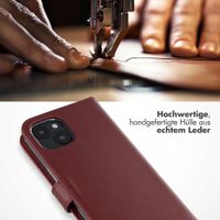 Selencia Echtleder Klapphülle Apple iPhone 15 - Burgundy
