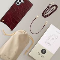 Selencia Nova Croco HandyHülle mit Kordel und Kartenhalter Samsung Galaxy A56 - Burgundy