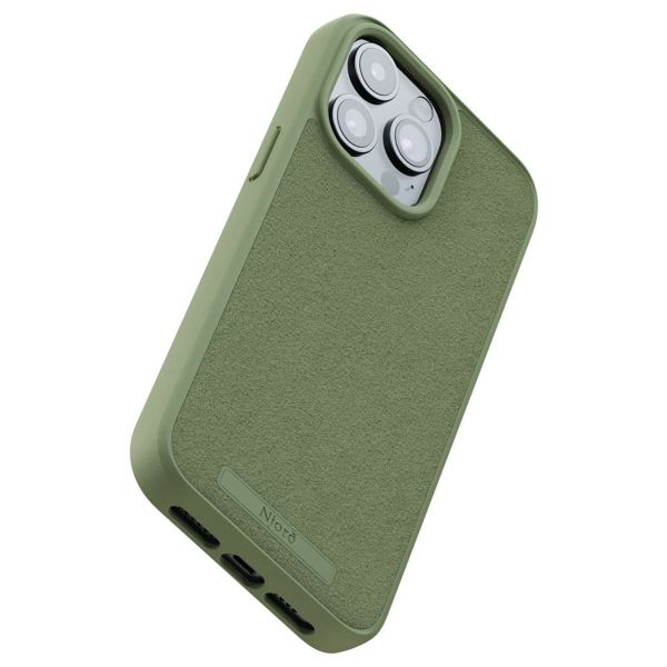 Njorð Collections Wildleder Comfort+ Case MagSafe für das iPhone 15 Pro Max - Olive