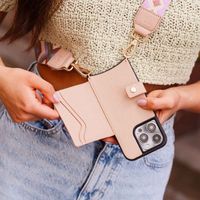 Dutchies MagSafe Back Cover mit Kartenfach Apple iPhone 12 (Pro) - Beige