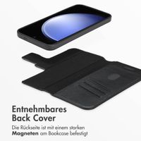 Accezz 2-in-1 Klapphülle aus Leder mit MagSafe für das Samsung Galaxy S23 FE - Onyx Black