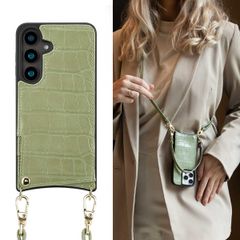 Selencia Nova Croco Back Cover mit Band und Kartenfach für das Samsung Galaxy S24 - Sage Green