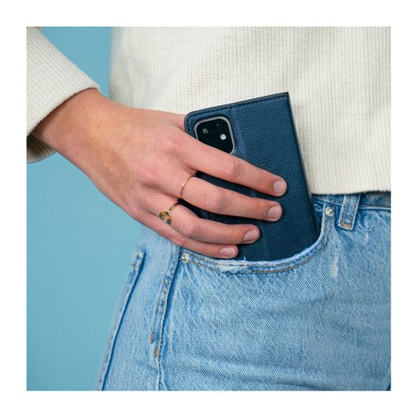 imoshion Luxuriöse Klapphülle Motorola Moto G8 Power - Dunkelblau