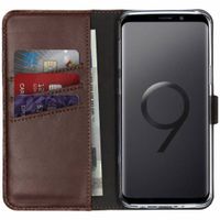 Selencia Echtleder Klapphülle Braun für Samsung Galaxy S9