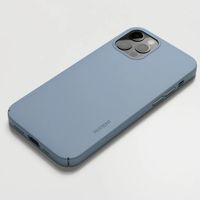 Nudient Thin Case für das iPhone 12 (Pro) - Sky Blue