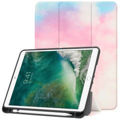 imoshion Design Trifold Klaphülle Apple iPad 6 (2018) 9.7 Zoll / iPad 5 (2017) 9.7 Zoll / Air 2 (2014)/Air 1 (2013) - Sky