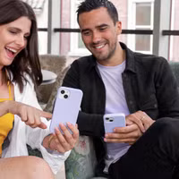 Accezz Liquid Silikoncase Samsung Galaxy A36 / A56 - Violett