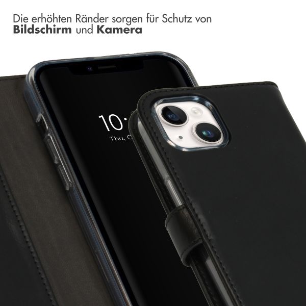 Selencia Echtleder Klapphülle für das iPhone 15 - Schwarz