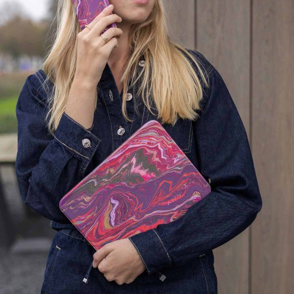 Selencia Vivid Klapphülle für das Samsung Galaxy Tab A9 Plus - Marble Plum