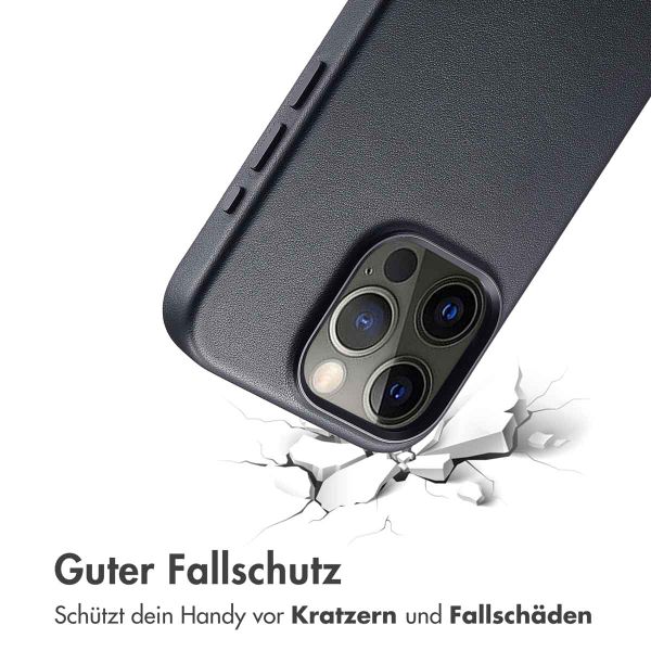 Accezz MagSafe Leather Backcover für das iPhone 15 Pro - Onyx Black