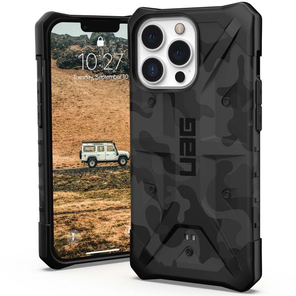 UAG Pathfinder Case für das iPhone 13 - Midnight Camo