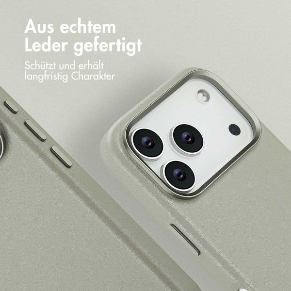 Accezz MagSafe Leather Backcover Apple iPhone 17 Pro - Light Grey