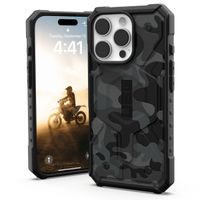 UAG Pathfinder Case für das iPhone 16 Pro - Midnight Camo