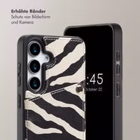 Selencia Nova HandyHülle mit Kordel und Kartenhalter Samsung Galaxy S24 / S25 - Zazzy Zebra