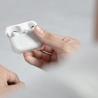 Uniq Glase Case für Apple AirPods Pro 2 - Glossy Smoke