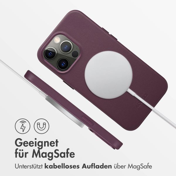 Accezz MagSafe Leather Backcover für das iPhone 13 Pro - Heath Purple