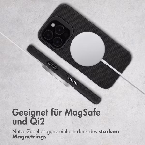 Accezz Tough Back Cover mit MagSafe Apple iPhone 16 Pro - Schwarz