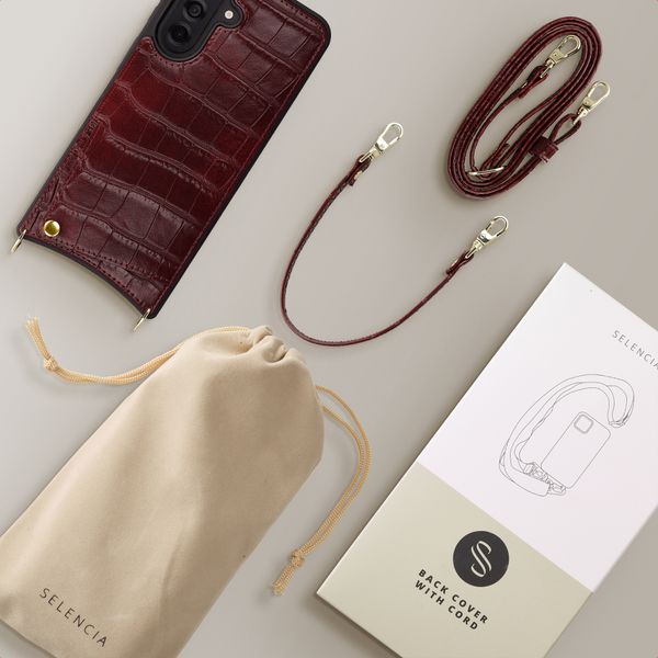 Selencia Nova Croco HandyHülle mit Kordel und Kartenhalter Samsung Galaxy A37 (5G) - Burgundy