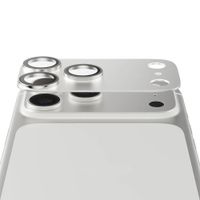 PanzerGlass Fender Kameraschutz für das iPhone 17 Pro Max - Silver