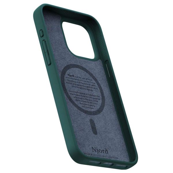 Njorð Collections Salmon Leather MagSafe Case für das iPhone 15 Pro Max - Green