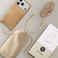 Selencia Nova Croco HandyHülle mit Kordel und Kartenhalter Apple iPhone 17 Pro - Toasted Almond