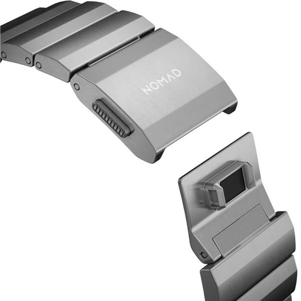 Nomad Titan-Gliederarmband für das  Apple Watch Series 1 t/m 11 / SE / Ultra (44/45/46/49 mm) - Silver