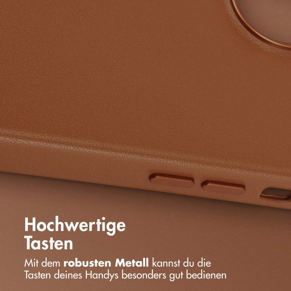 Accezz MagSafe Leather Backcover für das iPhone 13 - Sienna Brown