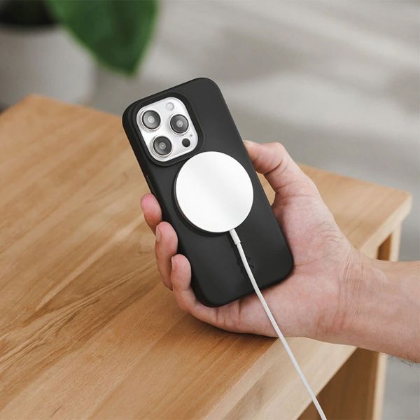 Woodcessories Bio Case MagSafe für das Apple iPhone 16 - Black