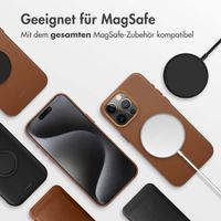 Accezz MagSafe Leather Backcover für das Apple iPhone 15 Pro Max - Sienna Brown