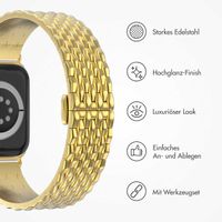 Selencia Drachenarmband aus Stahl für die Apple Watch Series 1 bis 10 / SE / Ultra (2) (44/45/46/49 mm) - Gold