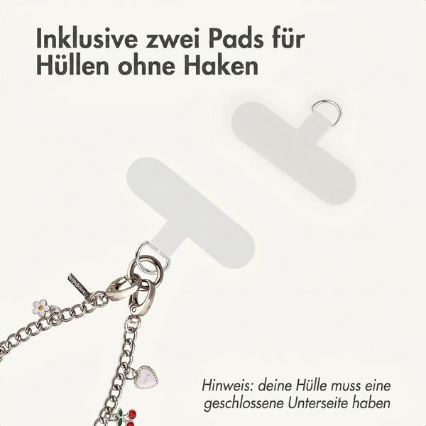 Selencia Rivièra MagSafe Backcover mit abnehmbaren Haken für das Apple iPhone 15 - Sorbet Pink + Chain Charm - Silver