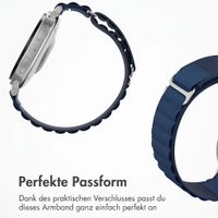 Accezz Nylon Alpine Armband für Samsung Galaxy Watch 9 (40/44mm) / Watch 8 (40/44mm) / Classic (46mm) - Dark Blue