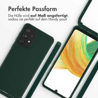 imoshion Silikonhülle mit Band für das Samsung Galaxy A33 - Dunkelgrün