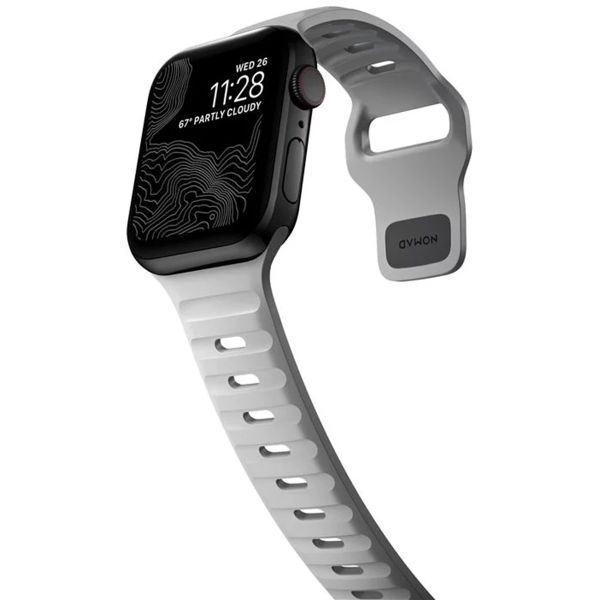 Nomad Sport Armband FKM für das  Apple Watch Series 1 t/m 9 / SE (38/40/41 mm) | Series 10 / 11 (42 mm) - Lunar Gray
