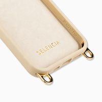 Selencia Rivièra Backcover mit MagSafe mit abnehmbaren Haken iPhone 12 / 12 Pro - Milky Latte
