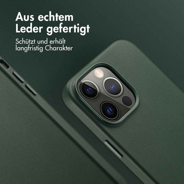 Accezz MagSafe Leather Backcover für das iPhone 14 Pro Max - Cedar Green